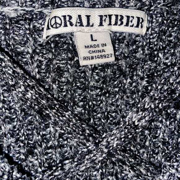 Sweaters - Beautiful sweater!